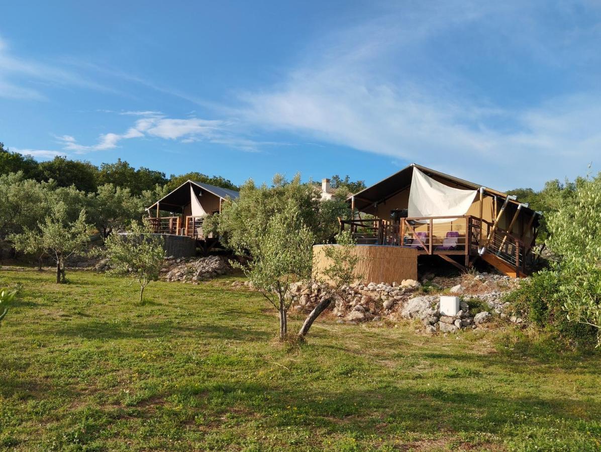 Hotel Prima Insula Glamping Brusici Esterno foto