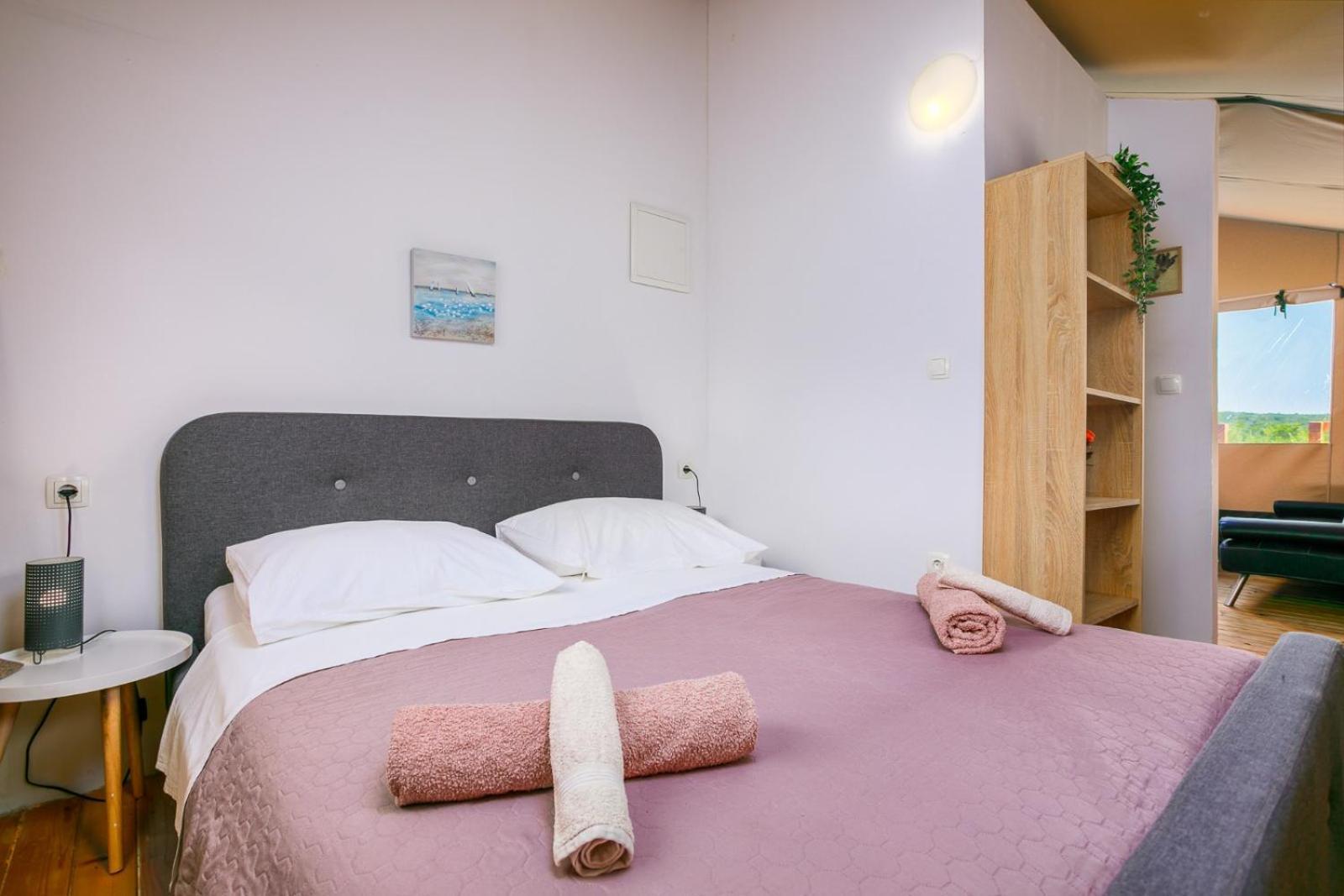 Hotel Prima Insula Glamping Brusici Esterno foto