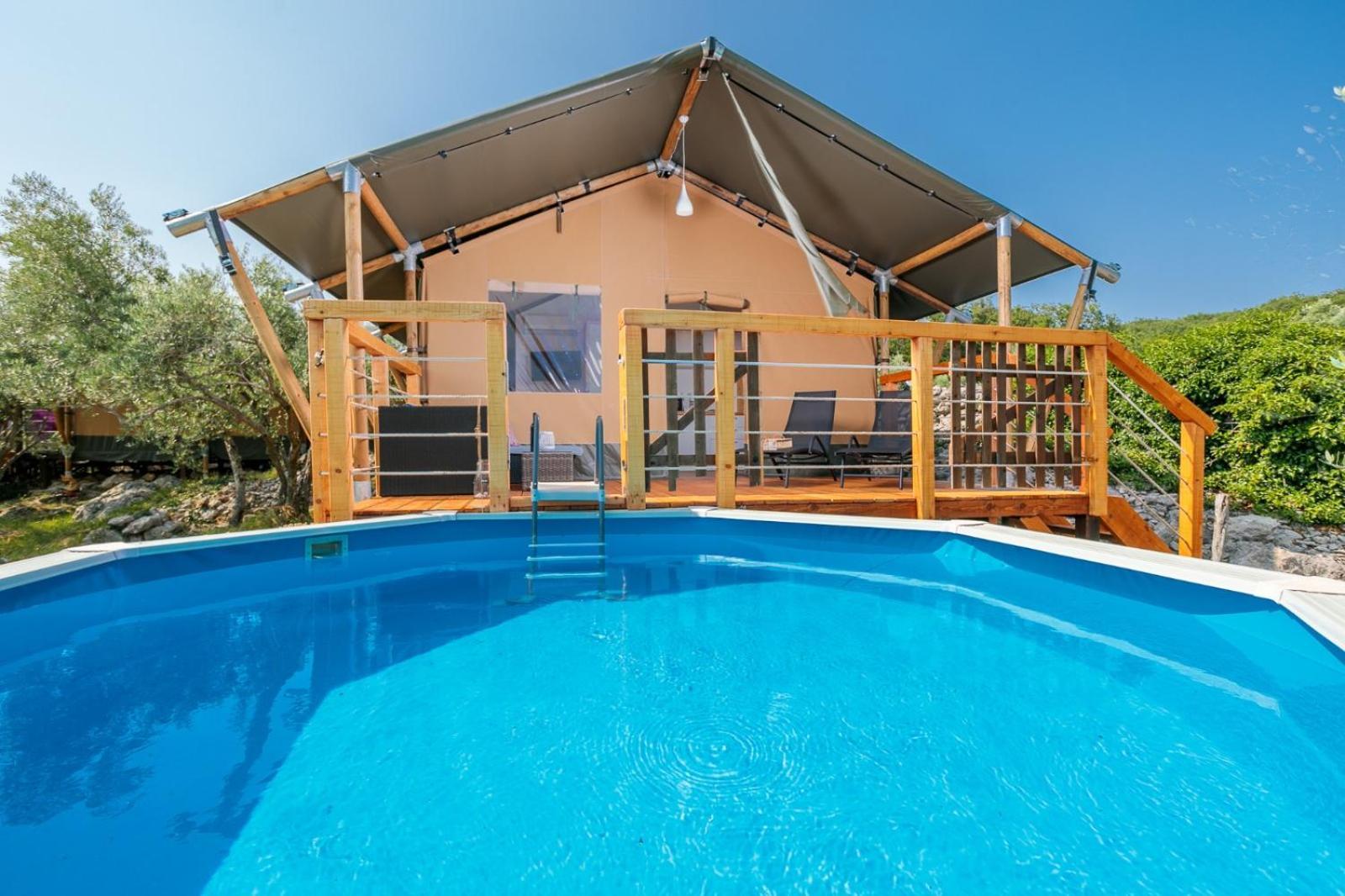 Hotel Prima Insula Glamping Brusici Esterno foto