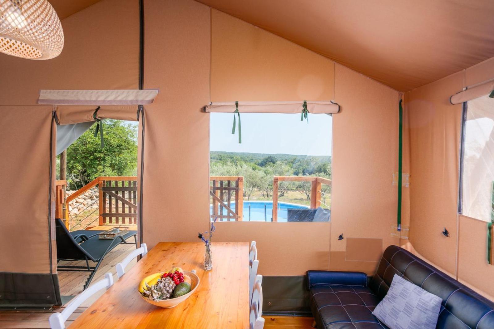 Hotel Prima Insula Glamping Brusici Esterno foto