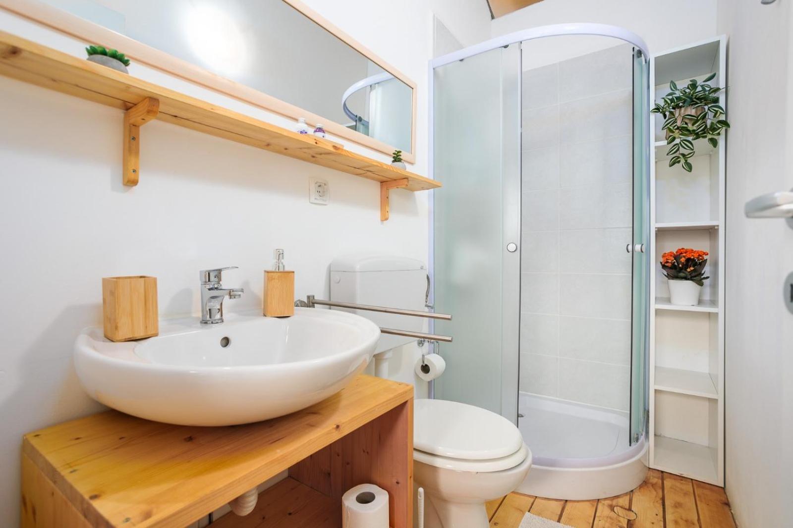 Hotel Prima Insula Glamping Brusici Esterno foto